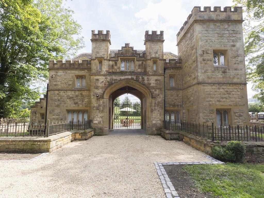 Castle Gatehouse Villa Winchcombe Exterior foto
